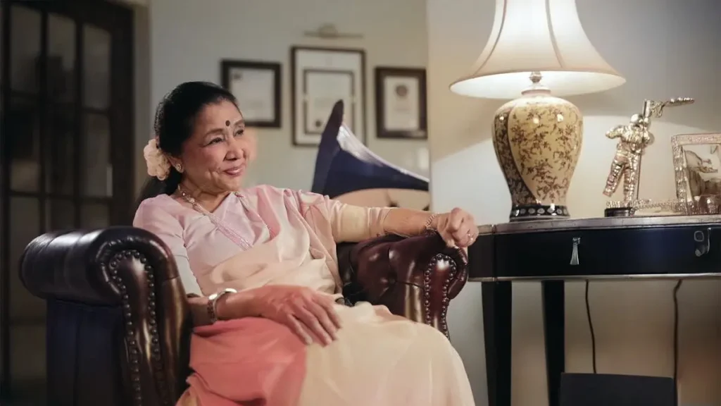 Legendary Singer Asha Bhosle, 93, Hospitalised After Cardiac Arrest in Mumbai