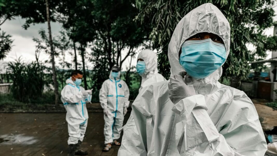 Health workers tackling the outbreak