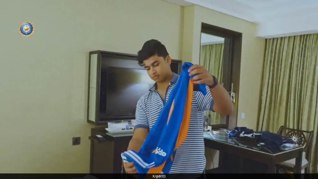 No Celebration, Just Silence: 15-Year-Old ‘Vaibhav Sooryavanshi’ Froze After Seeing His First Team India Jersey No Celebration, Just Silence: 15-Year-Old ‘Vaibhav Sooryavanshi’ Froze After Seeing His First Team India Jersey